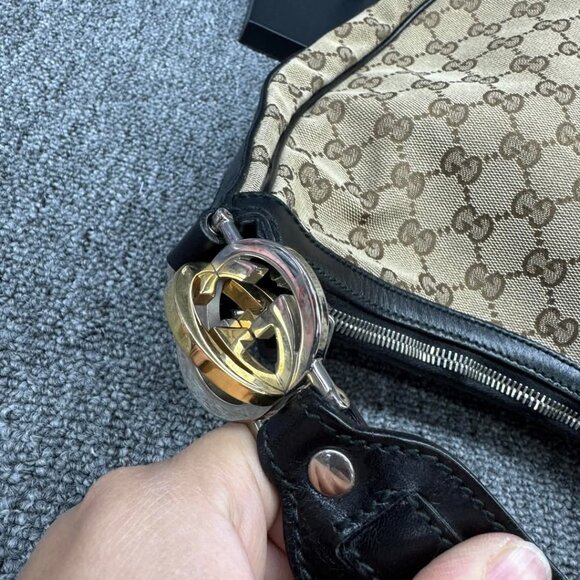 Gucci GG Leather Shoulder Bag 450-033025 - Picture 9 of 15